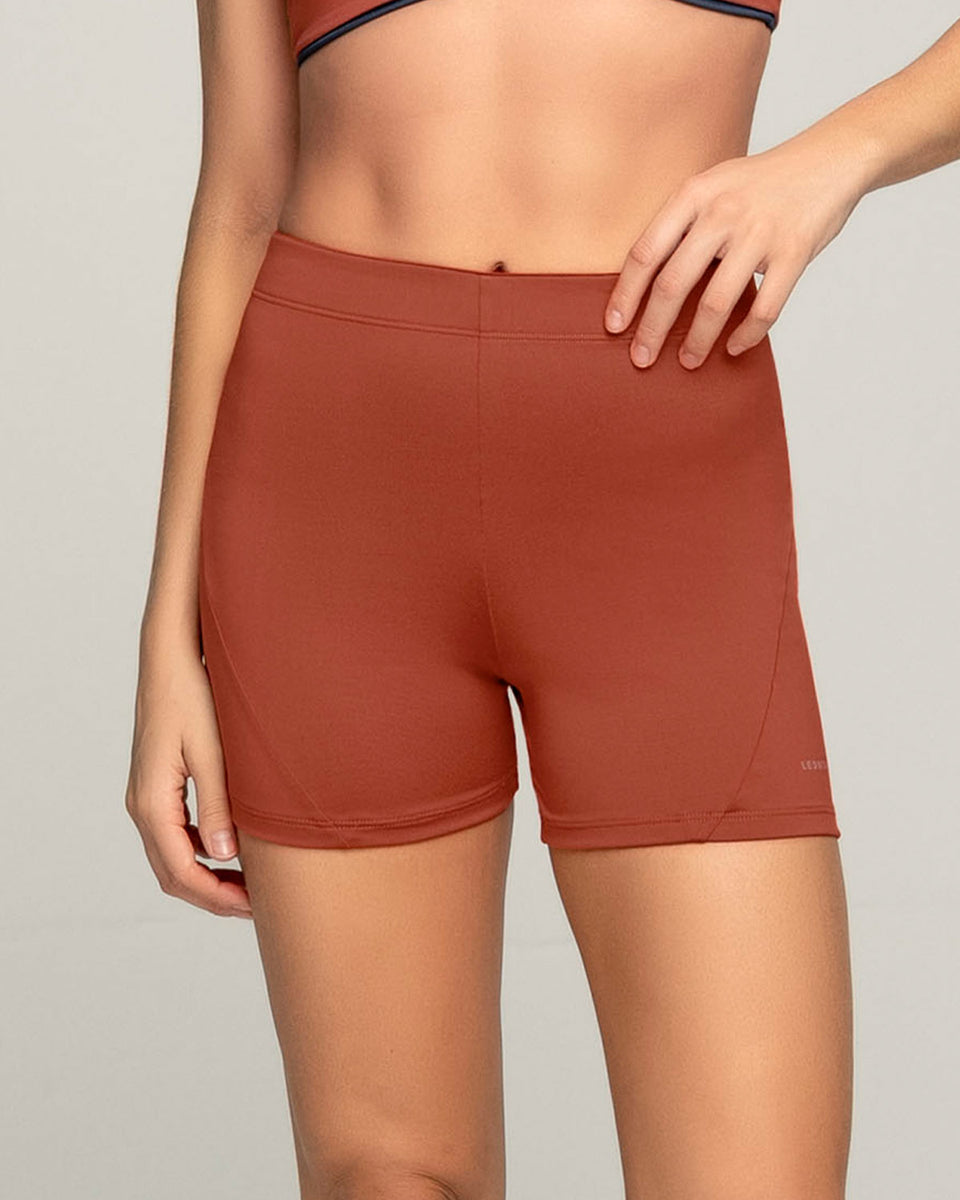 Short corto deportivo ajustado y ligero