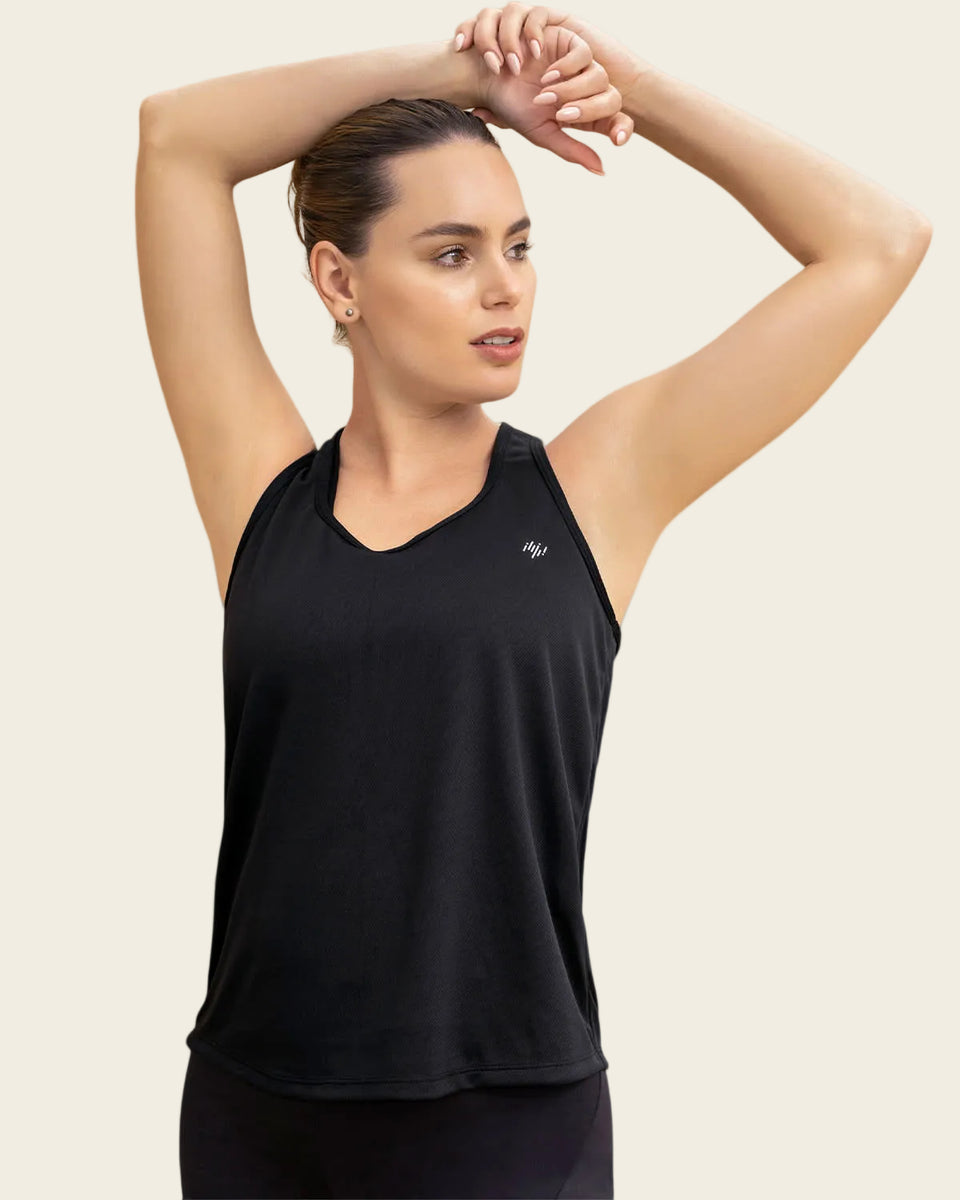 Camiseta deportiva de secado rápido y silueta semiajustada para mujer