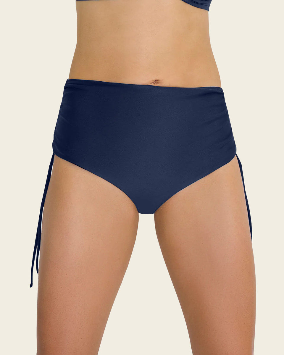 Braga de baño graduable en los laterales