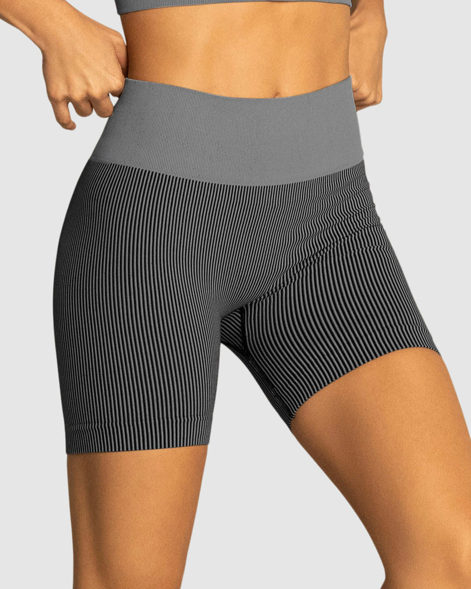 Short de control deportivo con tecnología sin costuras