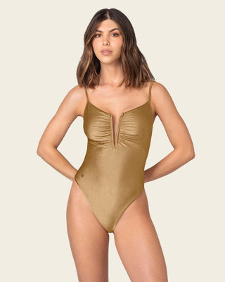 Bañador entero con escote en V profundo y detalle drapeado#color_123-dorado