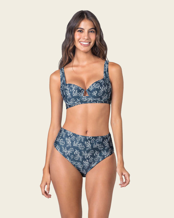 Bikini con braga tiro alto y top corsetero#color_589-estampado-corales