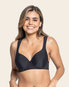 Sujetador triangular de buen cubrimiento y push up suave