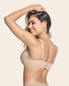 Sujetador triangular de buen cubrimiento y push up suave