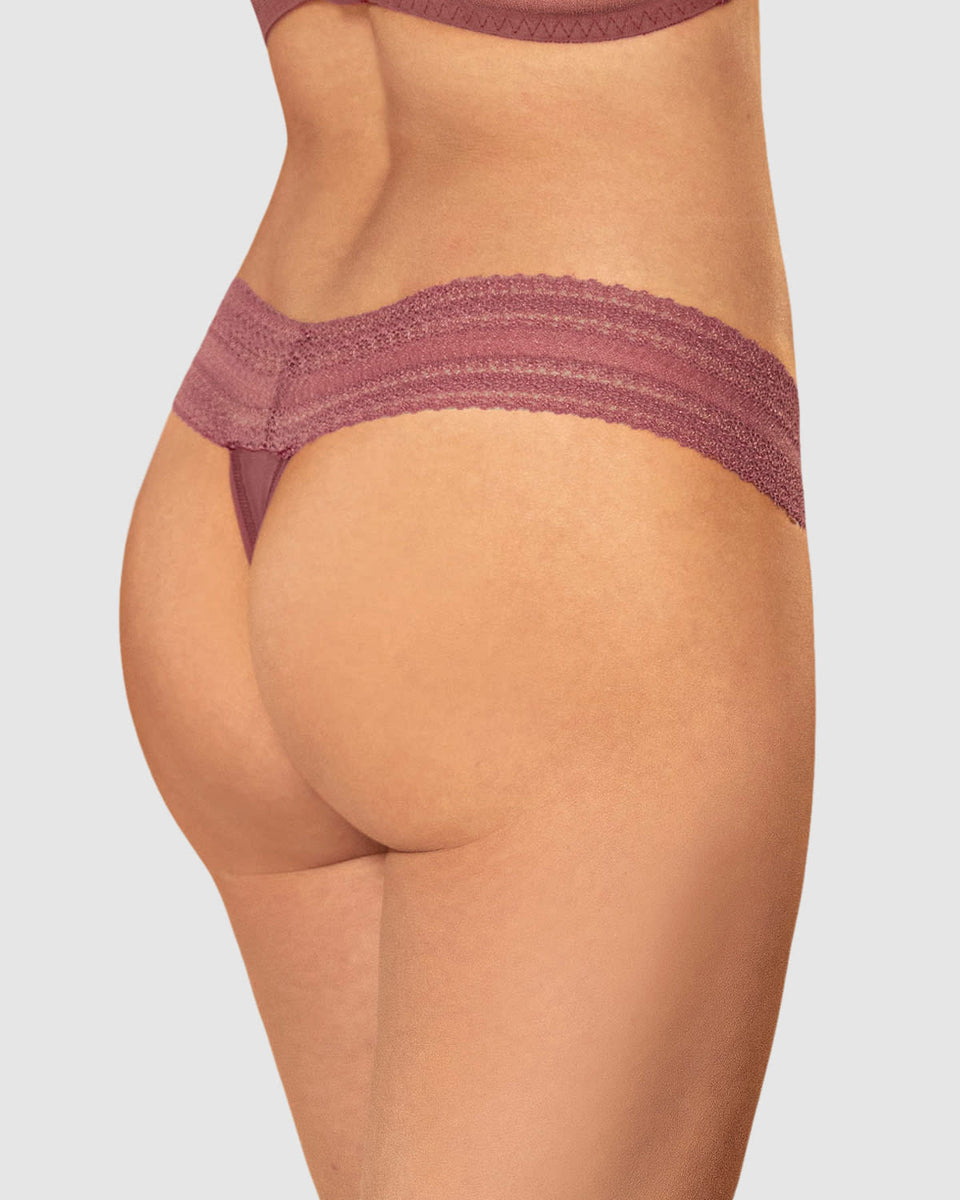 Tanga con laterales en encaje