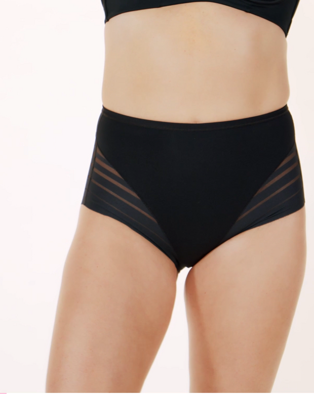 Diam's Control high rise slimming knickers in black