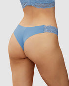 Tanga invisible con toques de encaje en cintura