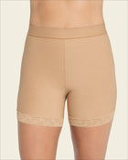 Braga faja tipo short levanta glúteos