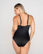 Bañador entero con push up medio de pecho y control suave de abdomen