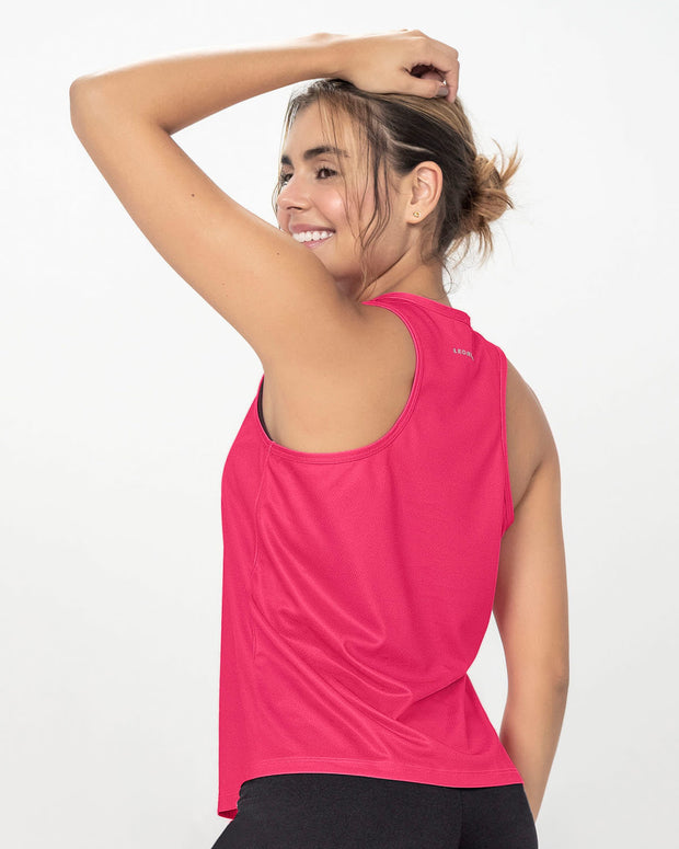 Camiseta deportiva de secado rápido y silueta semiajustada para mujer#color_351-fucsia