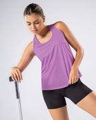 Camiseta deportiva de secado rápido y silueta semiajustada para mujer
