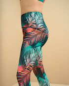 Legging tiro alto de control moderado en cintura en material pet reciclado