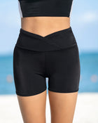 Bañador de dos piezas con top deportivo y short de control suave de abdomen