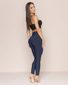 Legging levanta glúteos que moldea los glúteos y afina el abdomen y la cintura