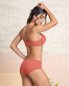 Sujetador triangular de push up alto